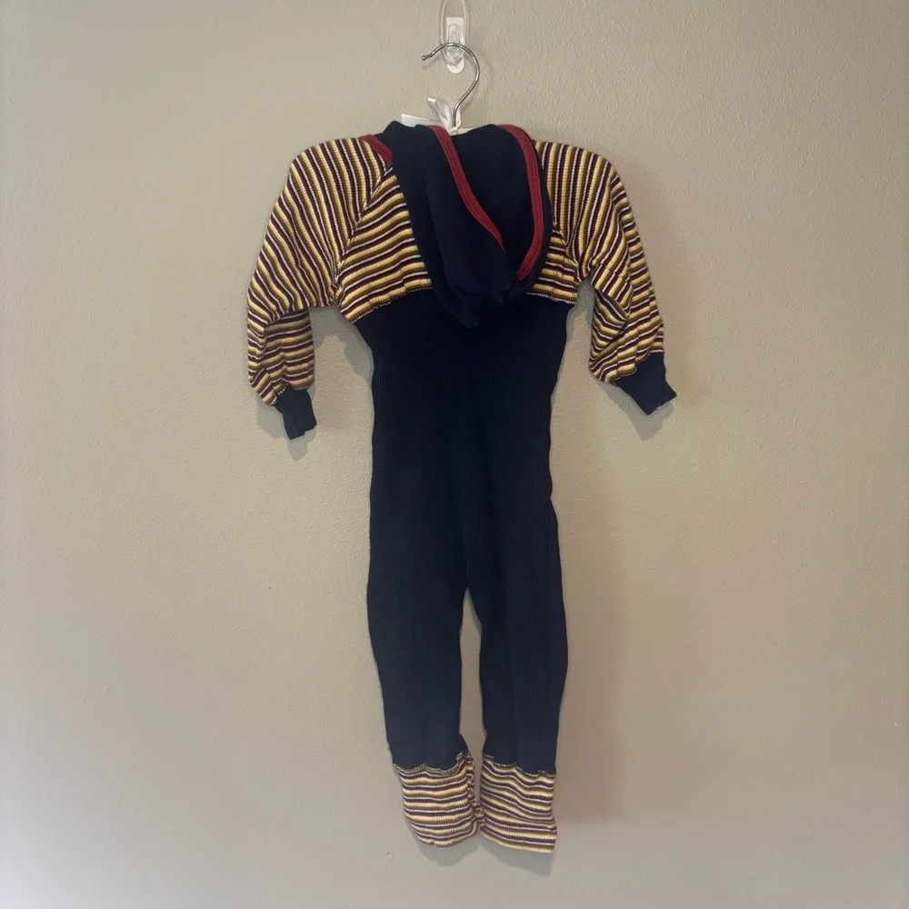 VINTAGE PEEK-A-BABE Infant Long Sleeve Hooded Onesie‎ with Frog Detail 12M